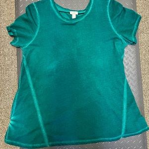 LOGO by a Lori Goldstein distressed tunic top with pockets. Size large.